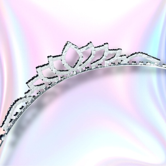 Silver Rhinestone Tiara - New with Tags - Picture 9 of 13